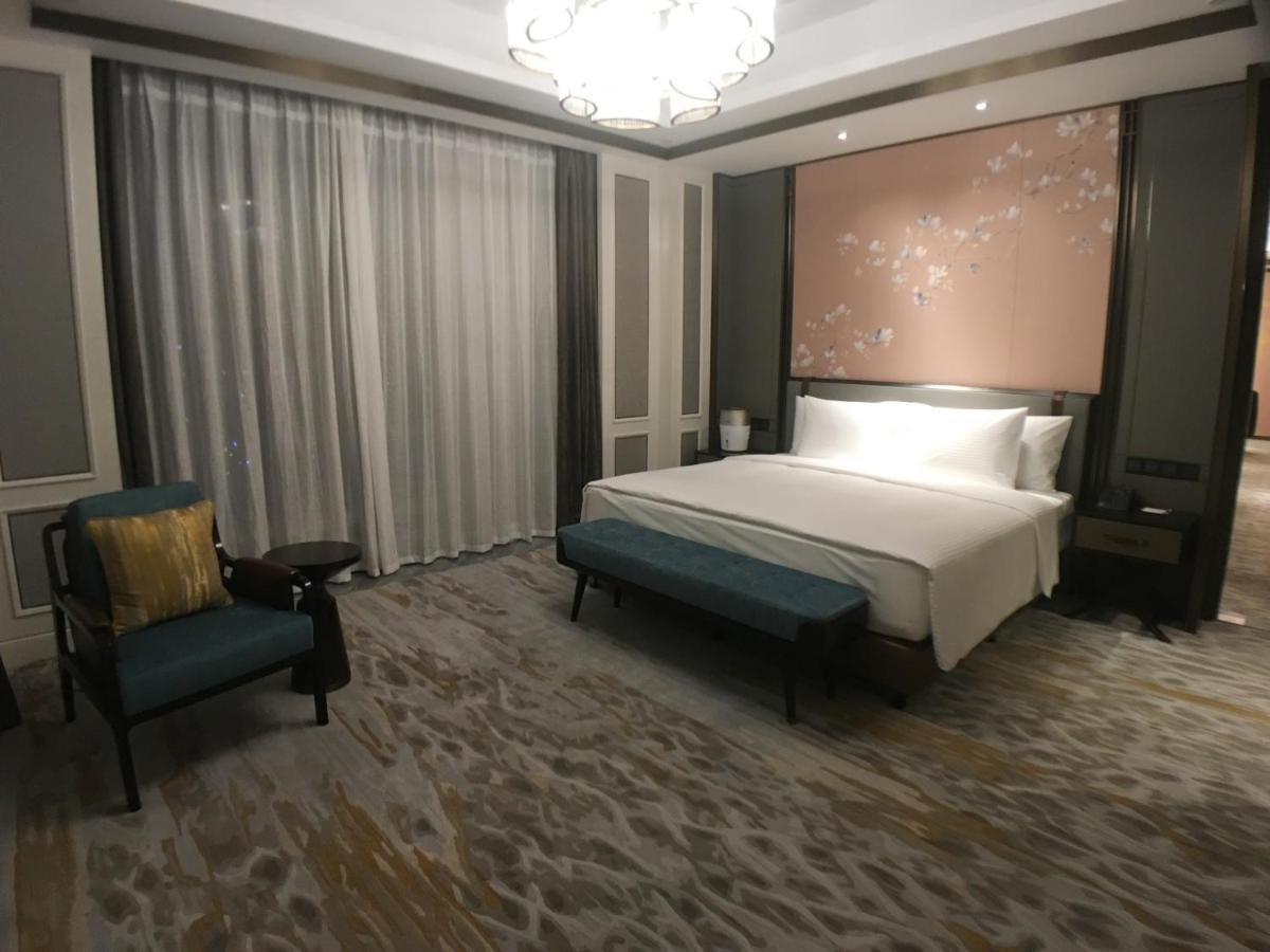 Wanda Vista Changchun Hotel Bagian luar foto